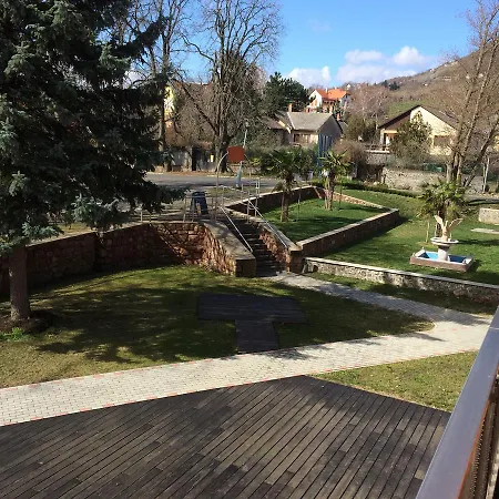 Halaszkert Badacsony 2*