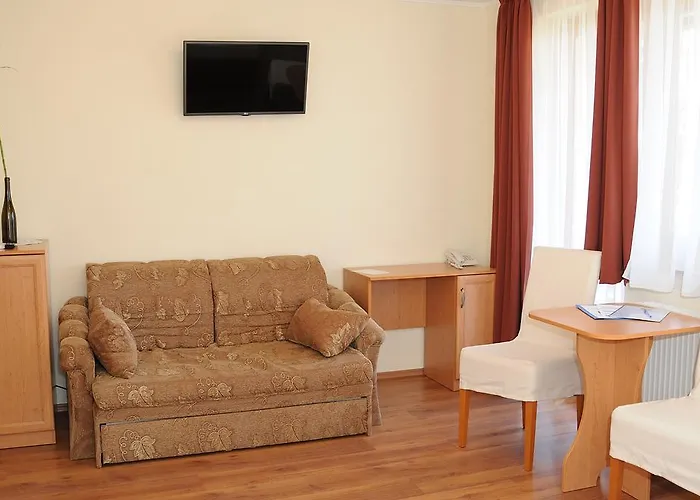 Halaszkert Badacsony Отель