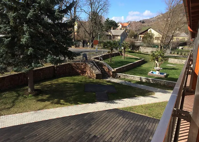 Halaszkert Badacsony 2*